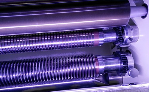 哪些原因?qū)е路智袡C跑軸情況的？